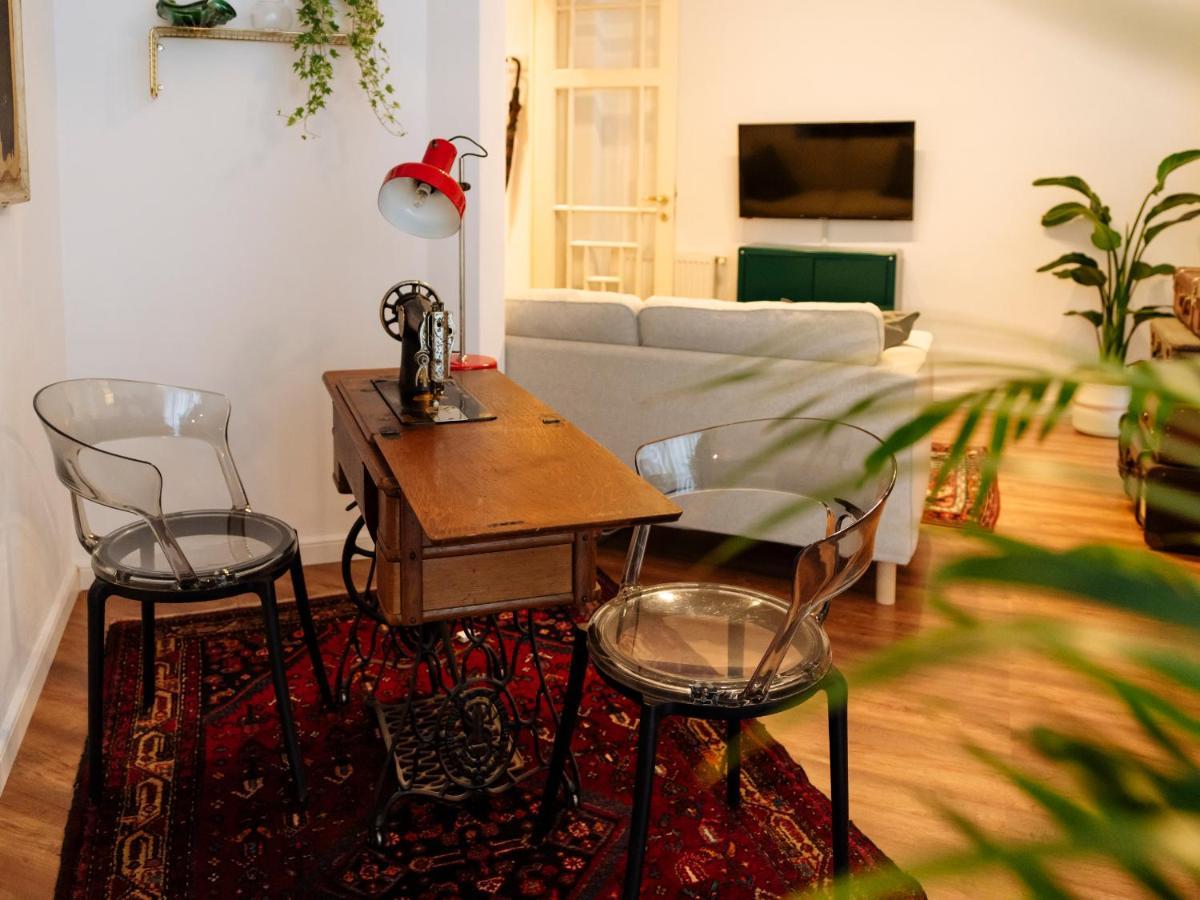 Lovely Vintage Double Studio In City Center Bucureşti Ngoại thất bức ảnh